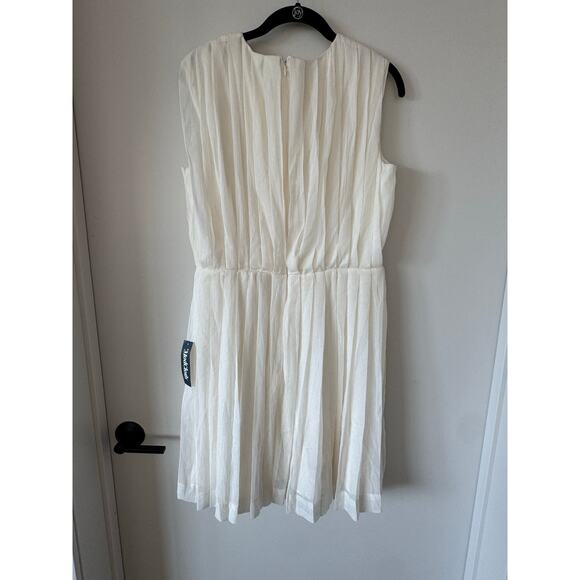 ModCloth “The Pleat-est Things” Mini Dress – Ivory, Size Medium, NEW - Picture 12 of 13